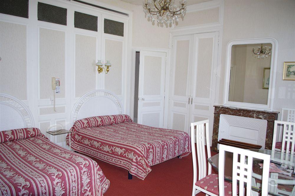 Hotel De La Paix Limoges Buitenkant foto