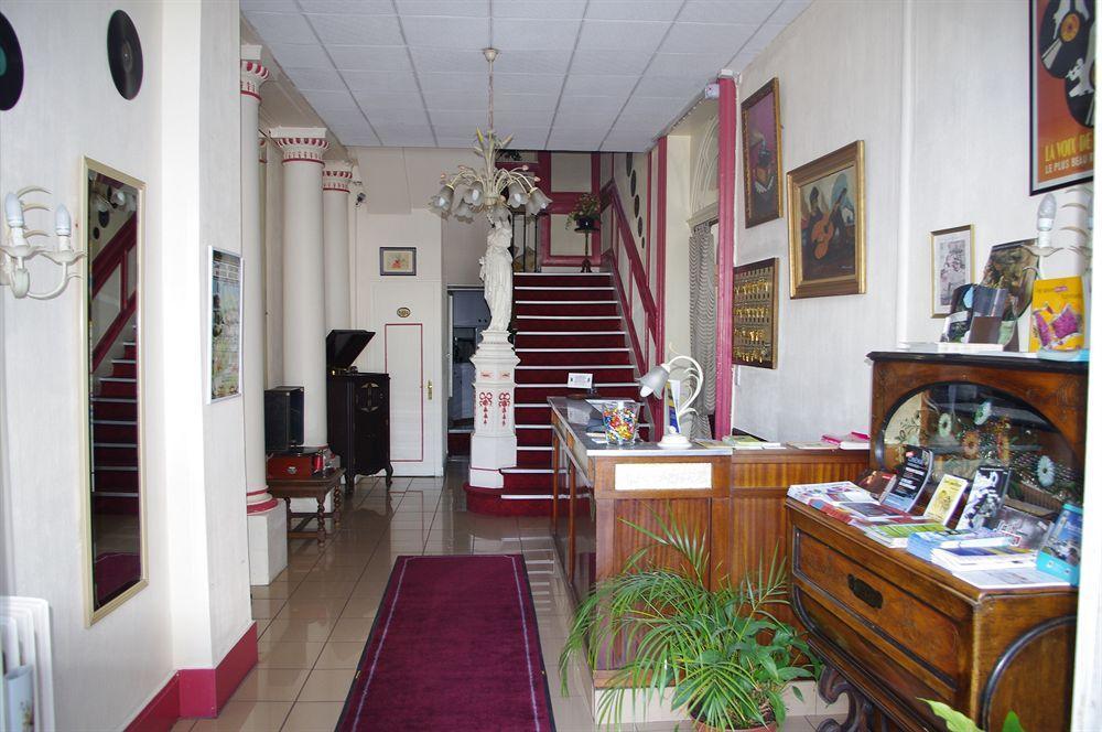 Hotel De La Paix Limoges Buitenkant foto